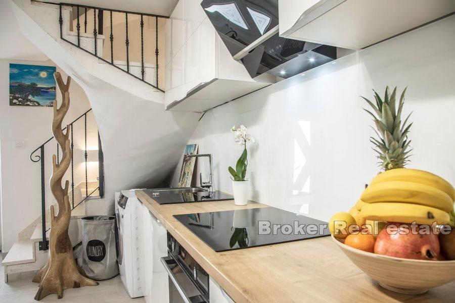 Zrekonstruovaný kamenný dům