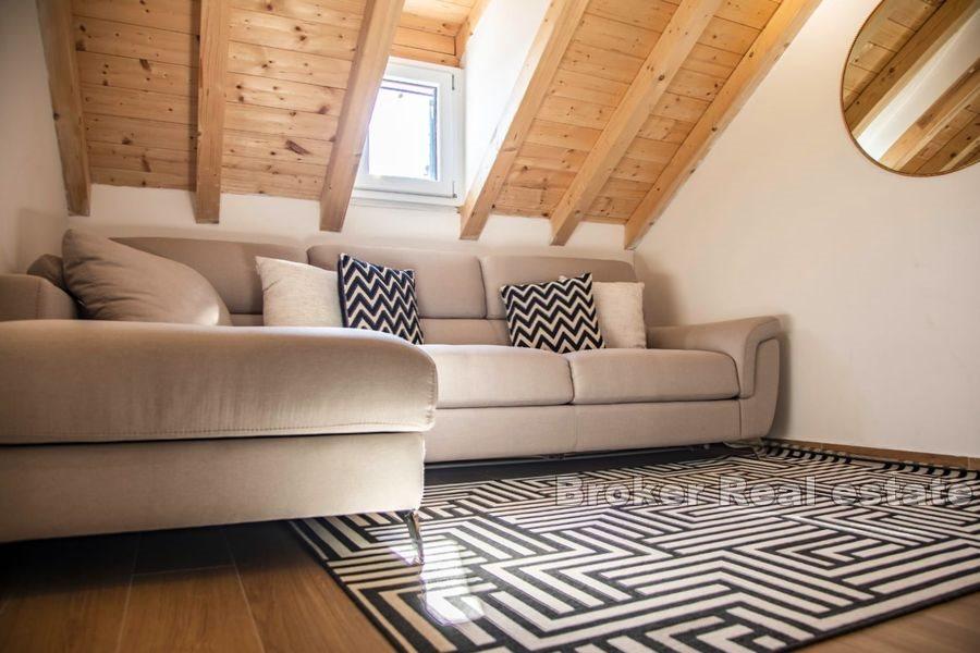 Zrekonstruovaný kamenný dům