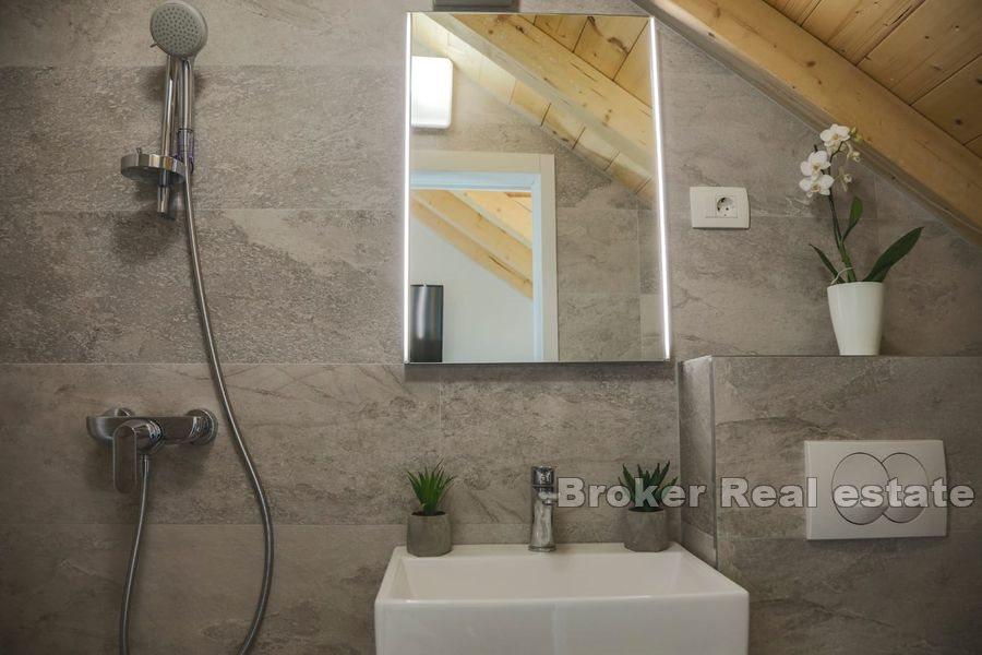 Odnowiony dom z kamienia