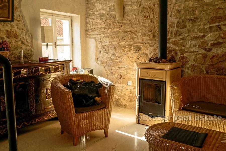 Далматинский каменный дом, для продажи