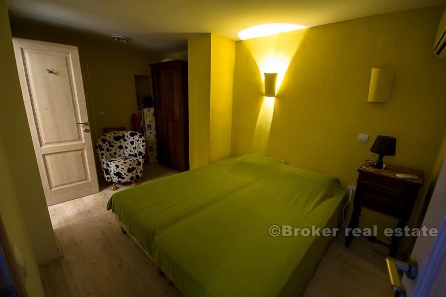 Далматинский каменный дом, для продажи