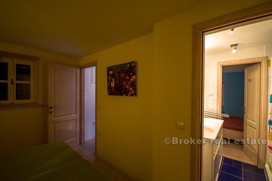 Далматинский каменный дом, для продажи