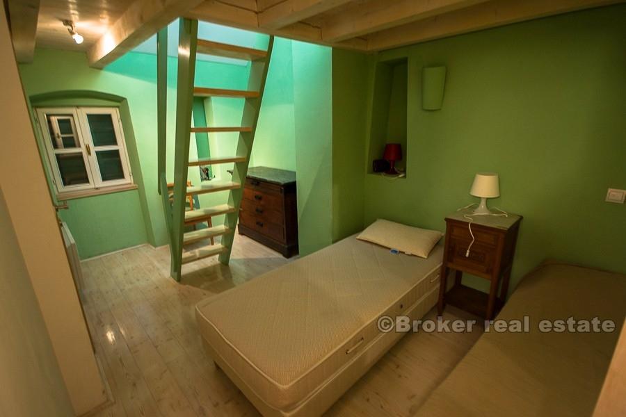 Далматинский каменный дом, для продажи