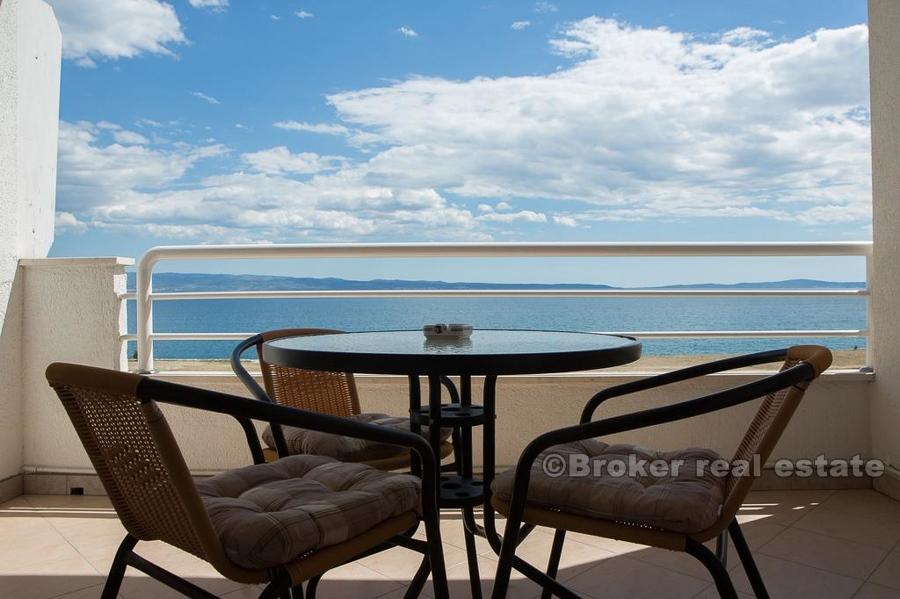 Comfortable one bedroom apartment, Znjan, for sale