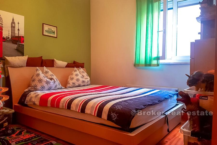 Comfortable and nice 3-bedroom apartment, for sale