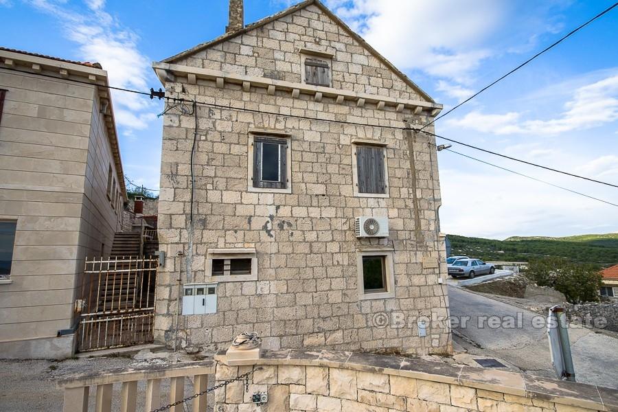 Stone house with sea view, for sale