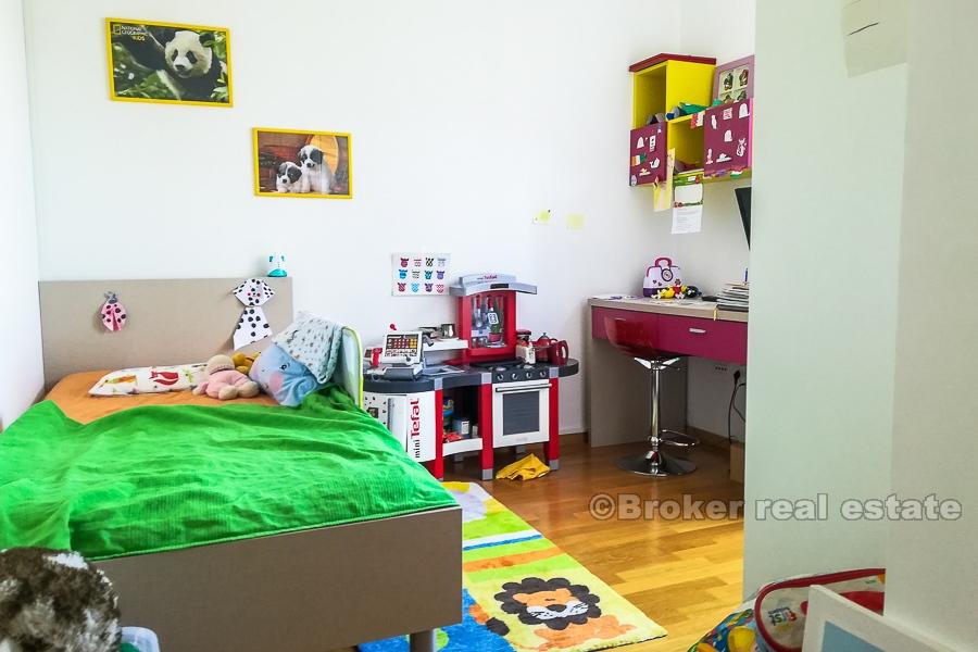 Appartement confortable de 3 chambres à vendre