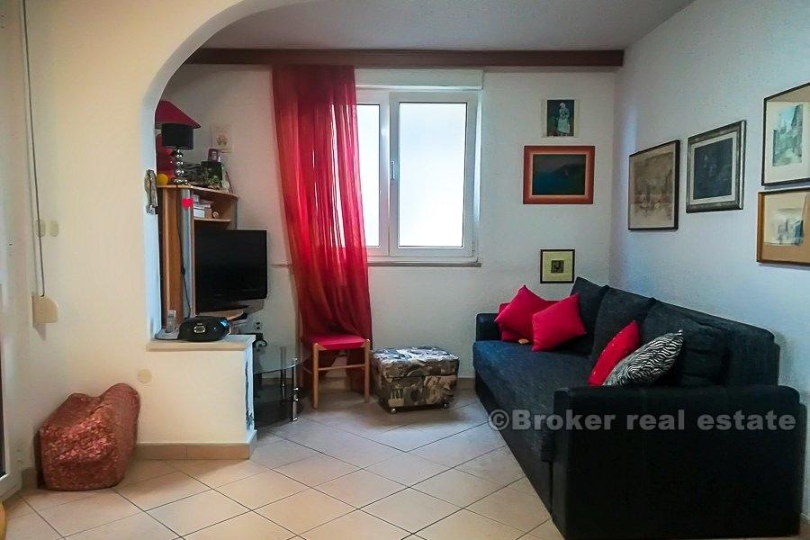 Komfortable Wohnung mit zwei Schlafzimmern zum Verkauf