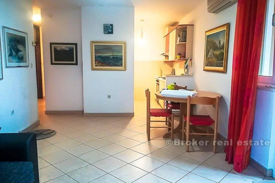 Komfortable Wohnung mit zwei Schlafzimmern zum Verkauf