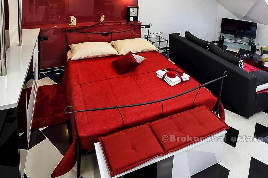 Dwa apartamenty typu studio, na sprzedaż