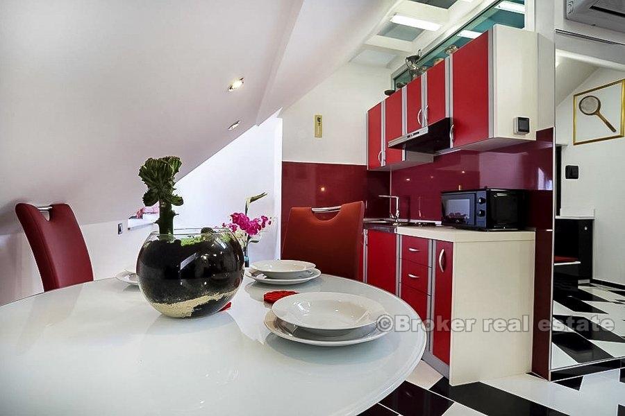 Dwa apartamenty typu studio, na sprzedaż