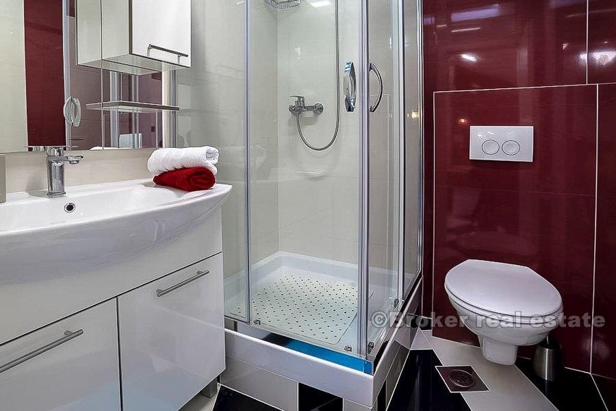 Dwa apartamenty typu studio, na sprzedaż