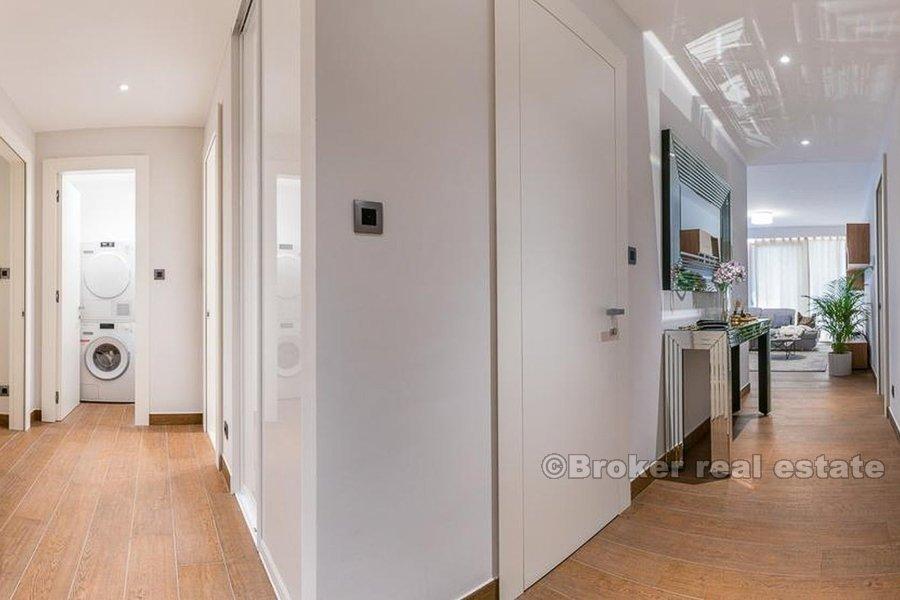 Luxuswohnung mit Meerblick, zu verkaufen