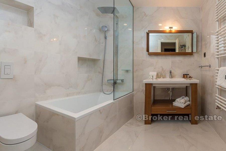 Luxuswohnung mit Meerblick, zu verkaufen