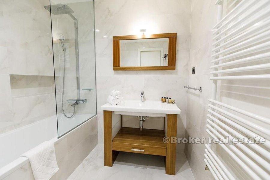 Luxuswohnung mit Meerblick, zu verkaufen