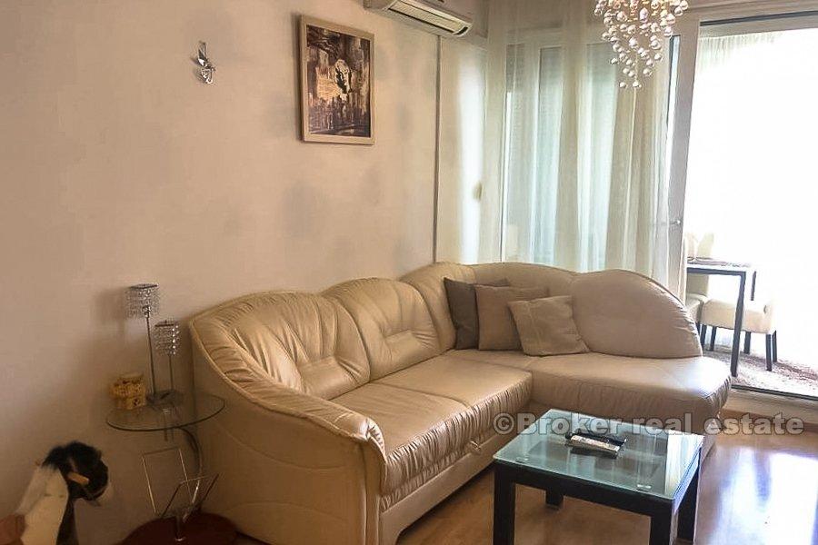 Appartamento con una camera da letto, in affitto
