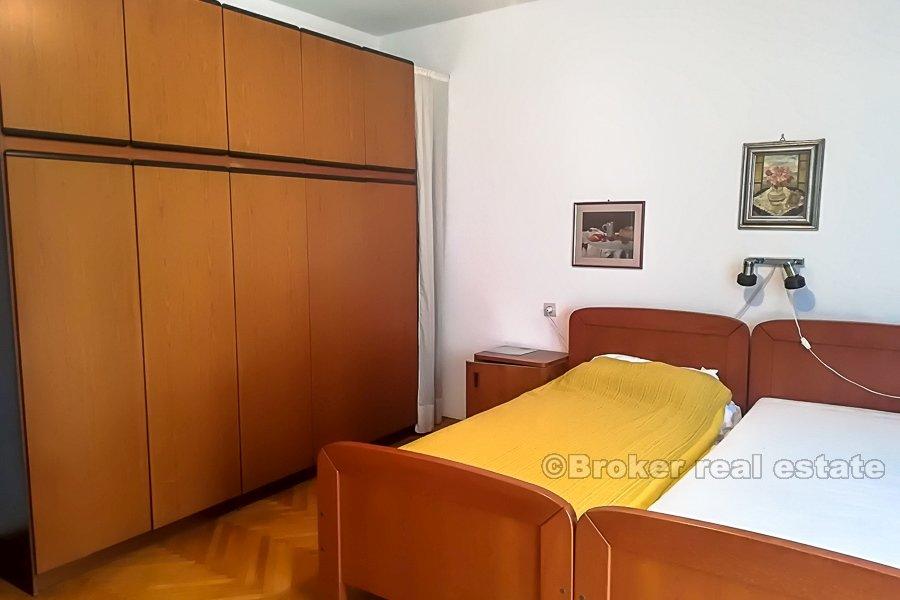 Bacvice, appartement de deux chambres à vendre