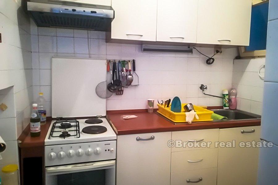 Bacvice, appartement de deux chambres à vendre