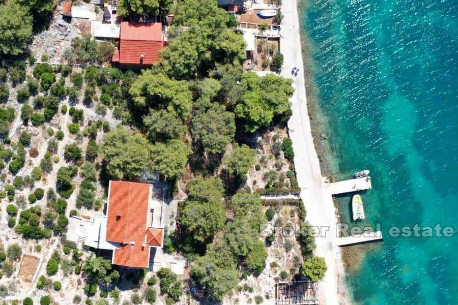 House by the sea, for sale