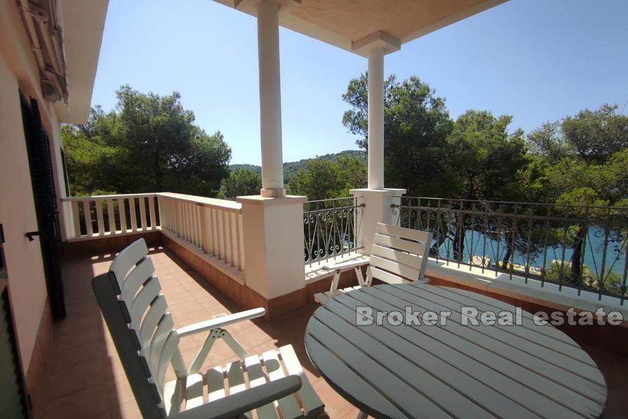 House by the sea, for sale