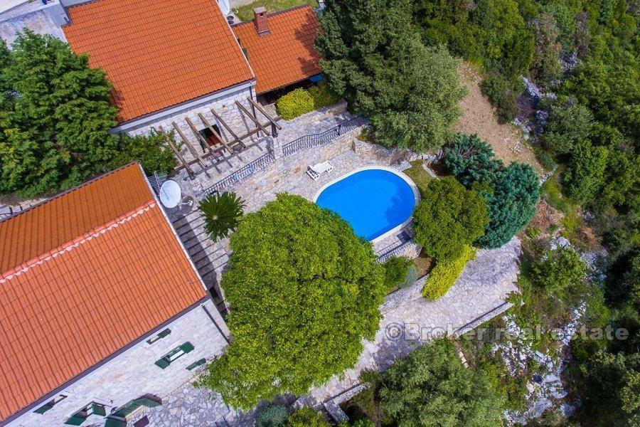 Two villas with sea view, for sale