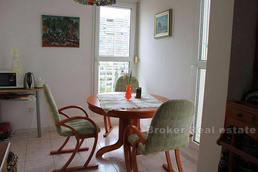 Trstenik, słoneczny apartament z dwiema sypialniami