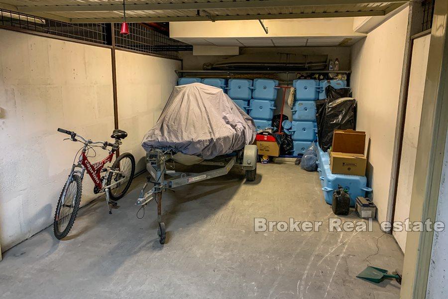 Zenta, bekväma två sovrum lägenhet