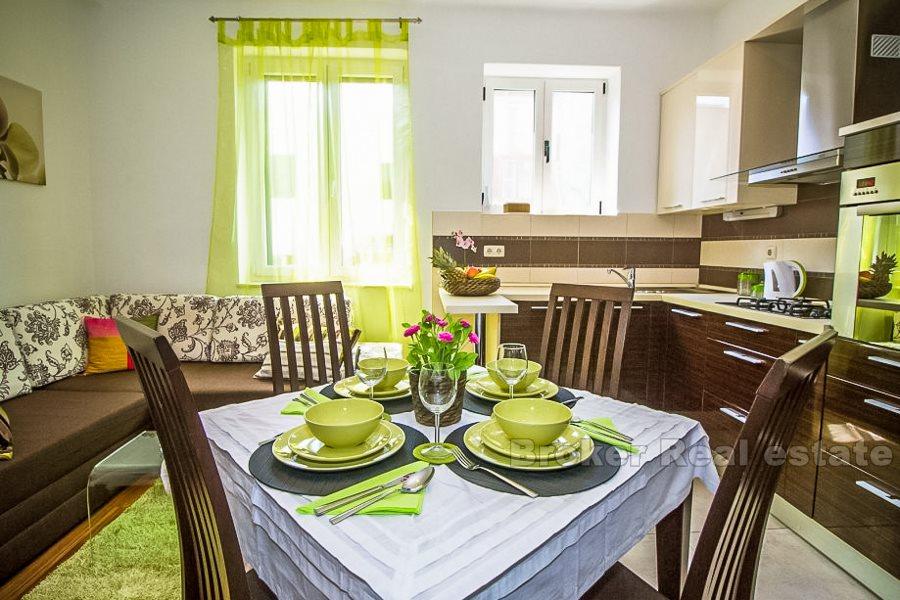 Appartement meublé, à louer plus longtemps