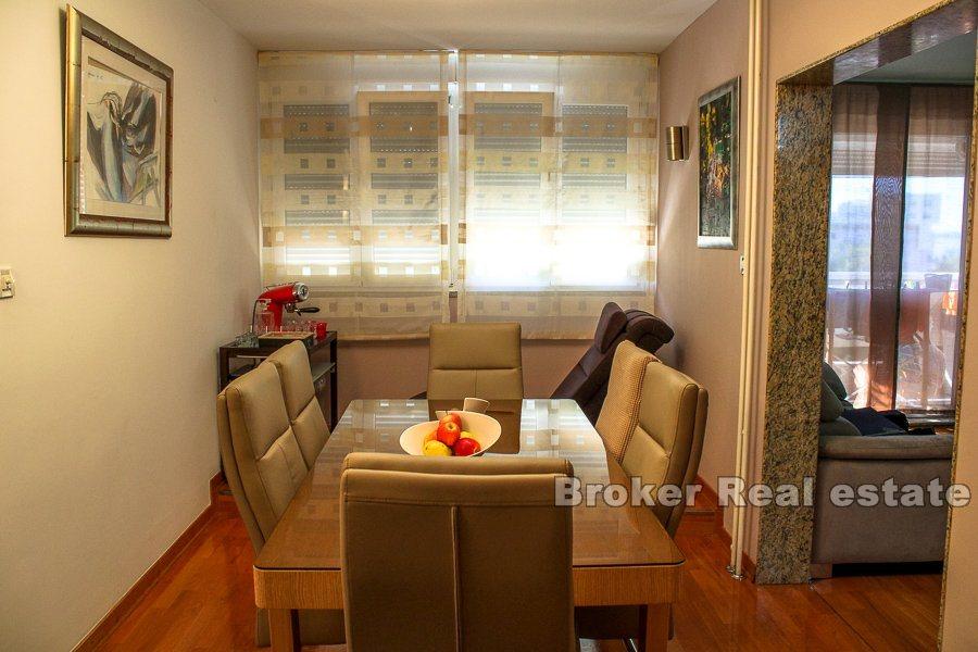 Modern and comfortable apartment, for sale
