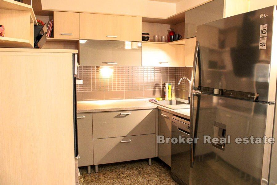 Modern and comfortable apartment, for sale