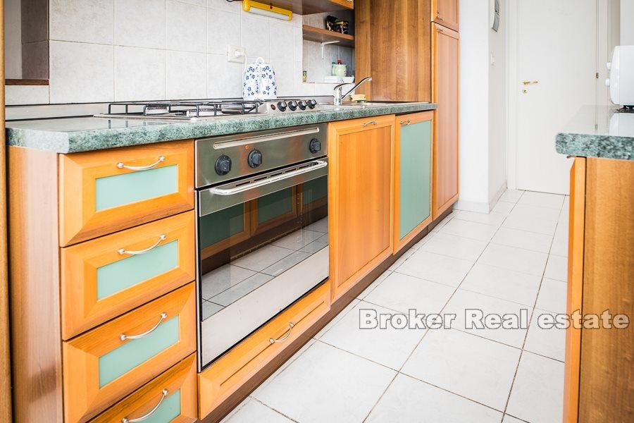 Un appartement d'une chambre avec vue sur la mer ouverte