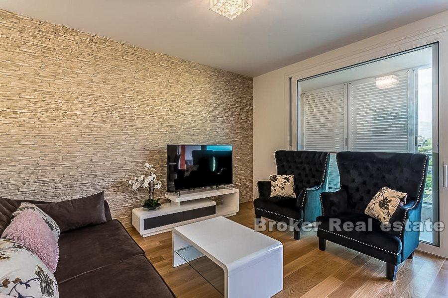 Apartment in new building, for long term rent