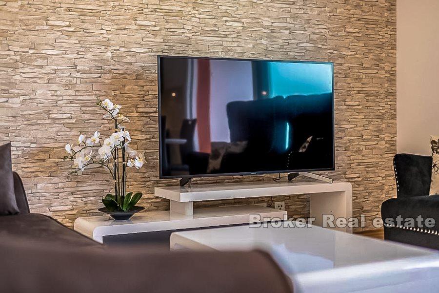 Apartment in new building, for long term rent