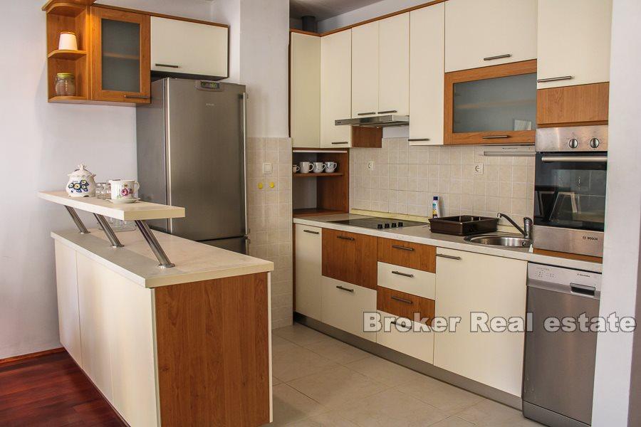 3-bedroom apartment, for lease