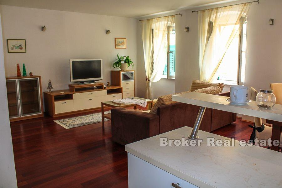 3-bedroom apartment, for lease