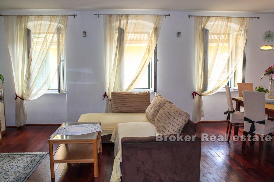 3-bedroom apartment, for lease