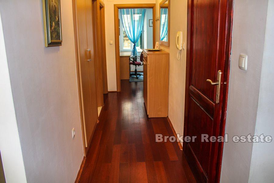 3-bedroom apartment, for lease