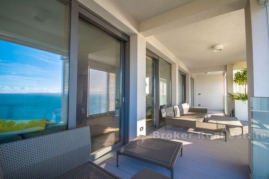 Duilovo, grand appartement de luxe de trois chambres
