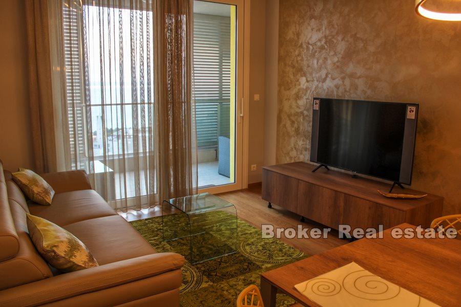 Appartement avec vue mer, à louer