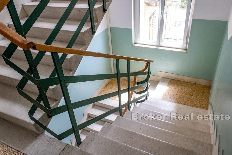 Appartamento grande e confortevole, Pojisan