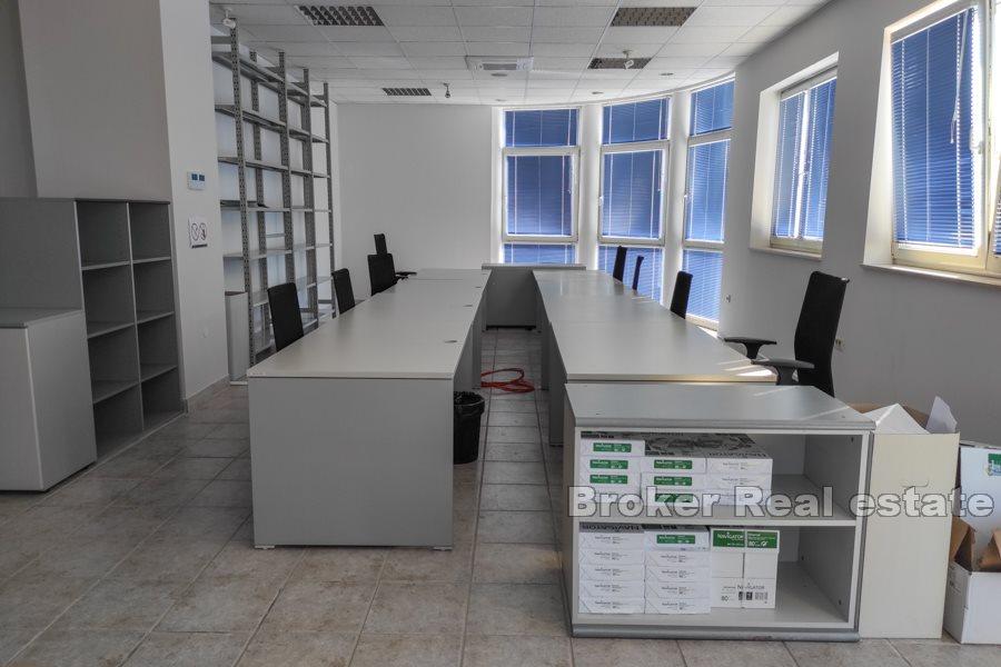 Espace de bureau confortable