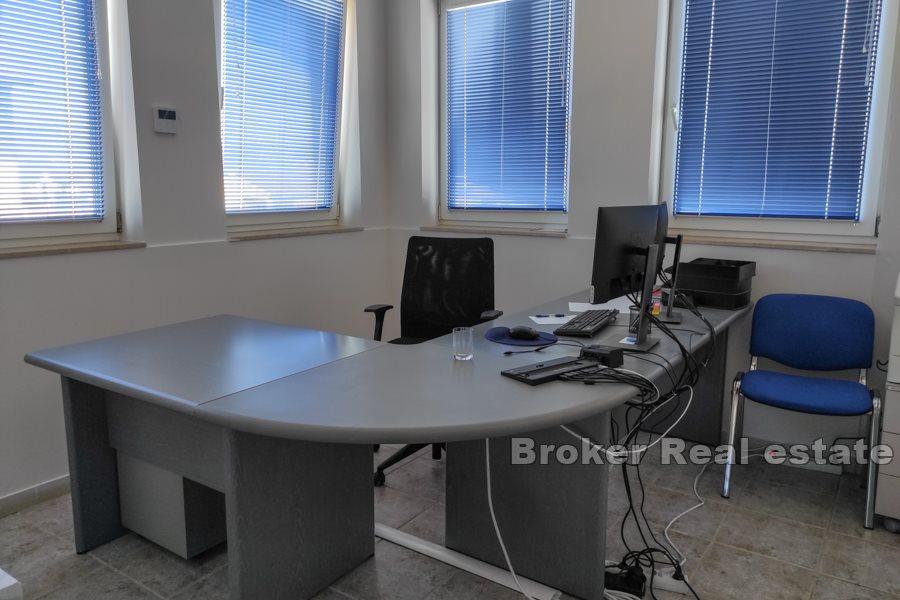 Espace de bureau confortable