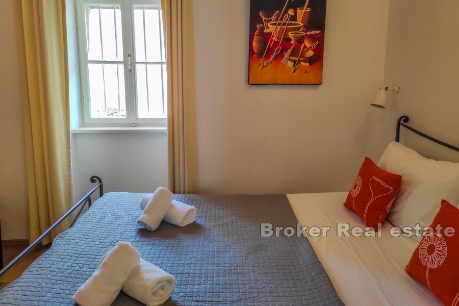 Semi-detached stone house on 3 floors