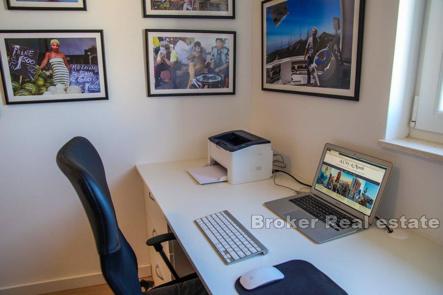 Neu gebaute Wohnung in Varos