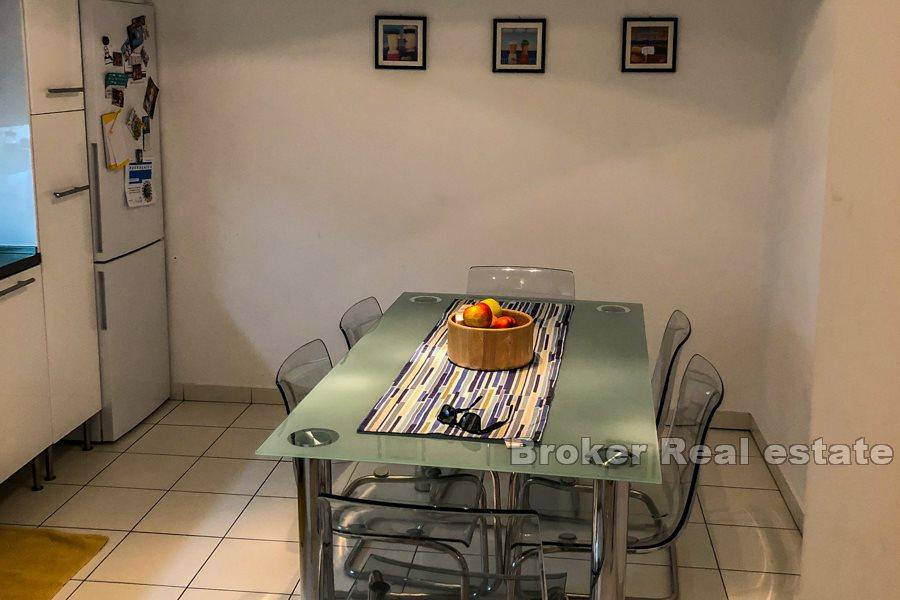 Comfortable and modern apartment, Manus