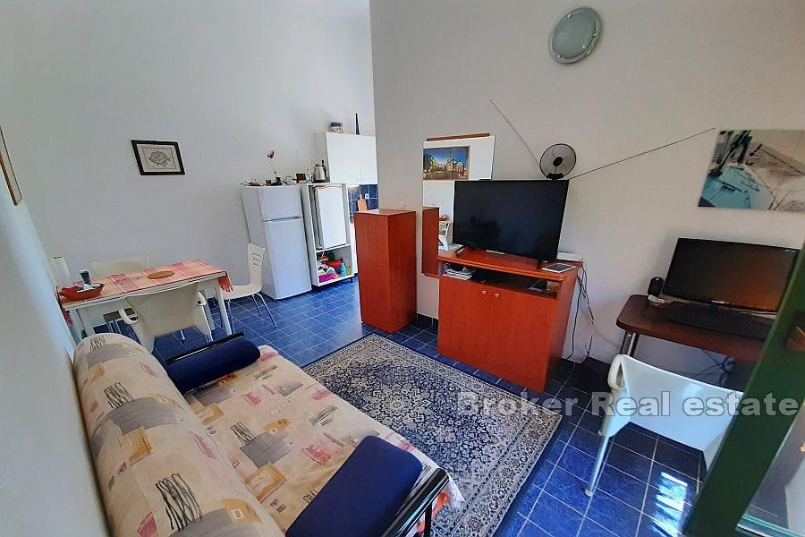 Beautiful, detached house with sea view