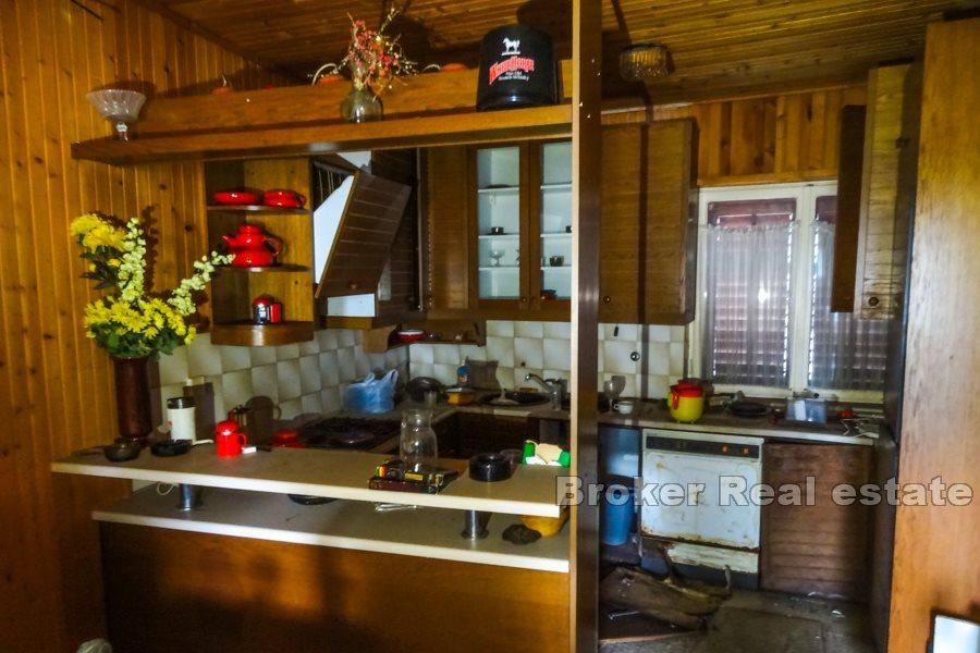 Spacious 3-bedroom apartment