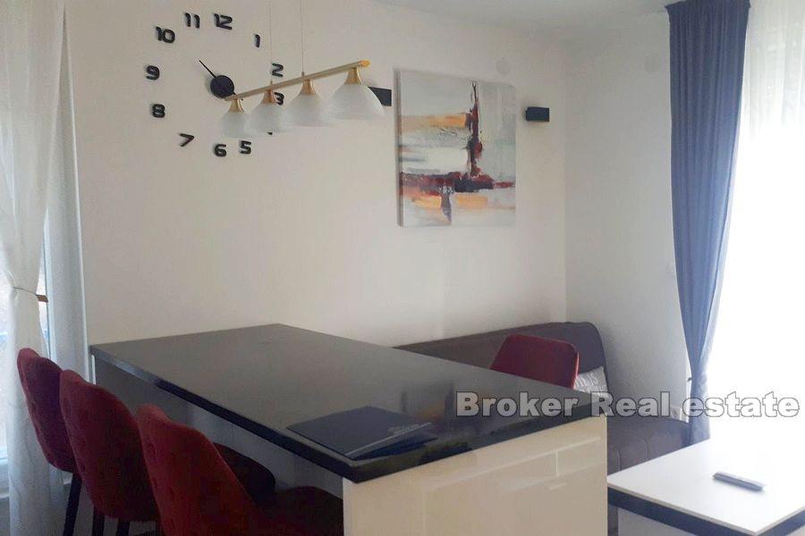 Znjan, Moderne Wohnung mit einem Schlafzimmer und Meerblick