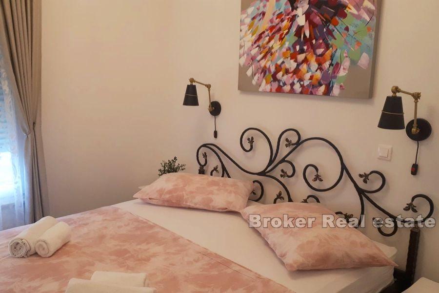 Znjan, Moderne Wohnung mit einem Schlafzimmer und Meerblick