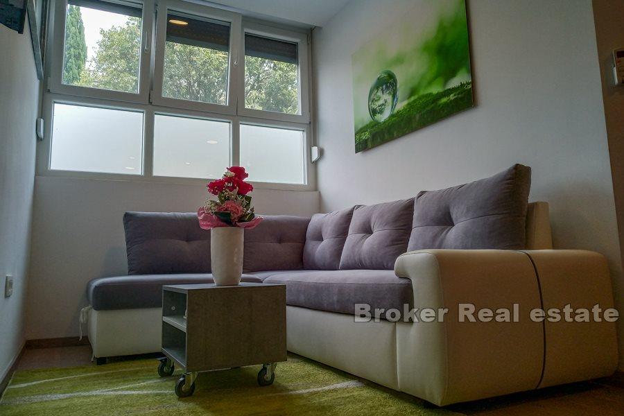 Skalice, appartement moderne de deux chambres dans le centre-ville